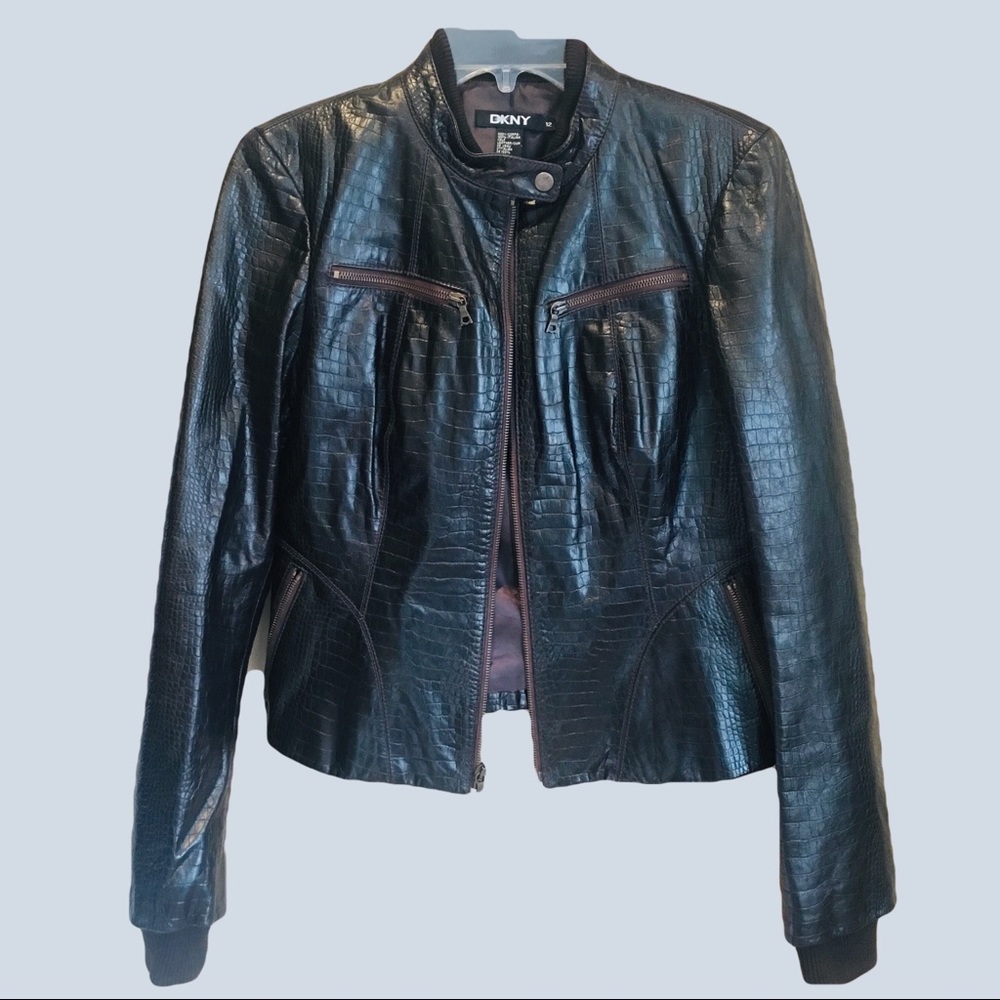 Vintage DKNY women’s genuine leather jacket